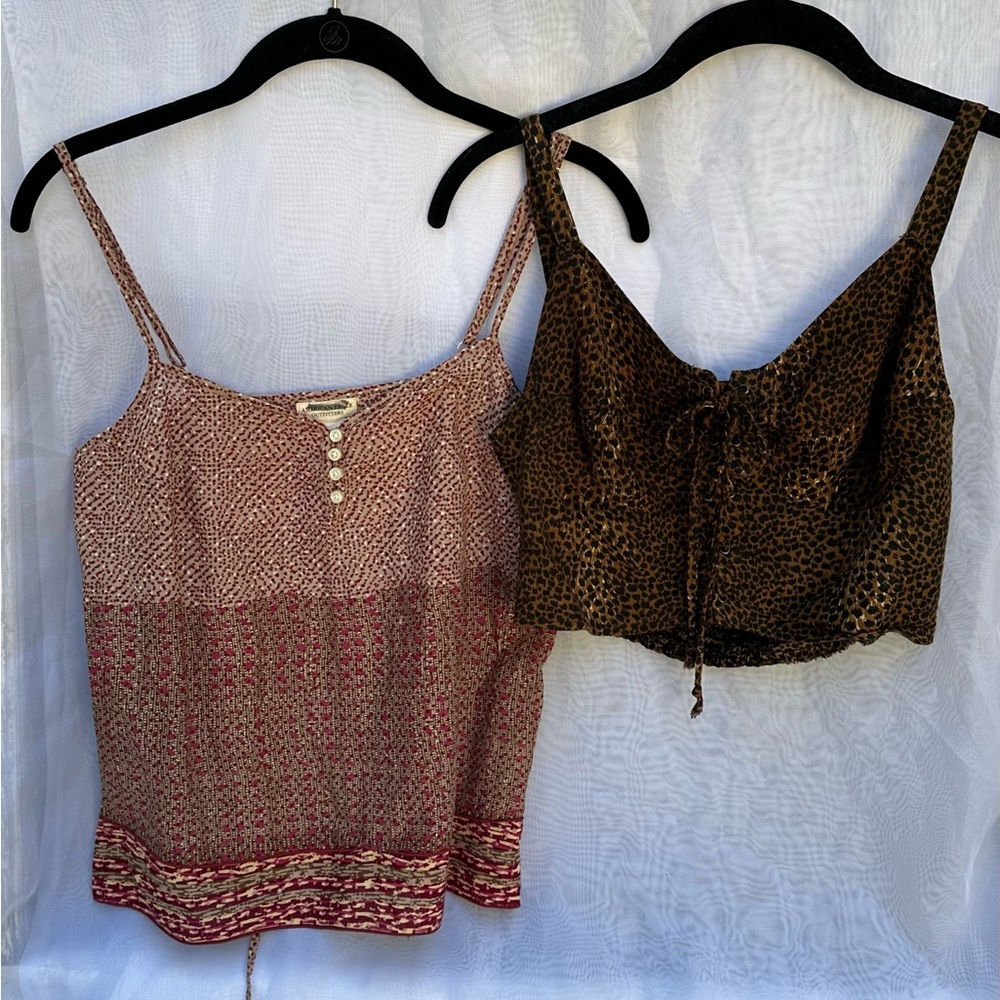Two Minimalist Tops AE and Leopard